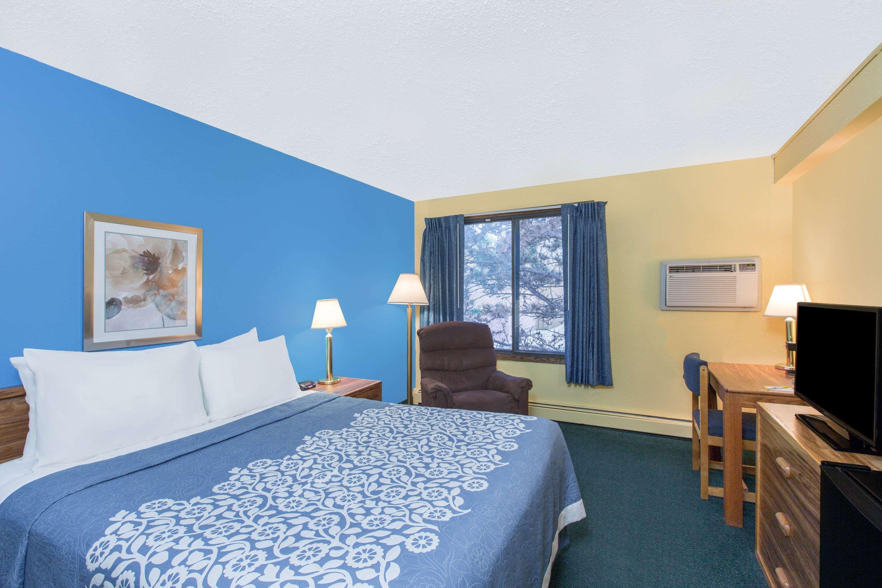 Days Inn By Wyndham Су-Фолс Экстерьер фото