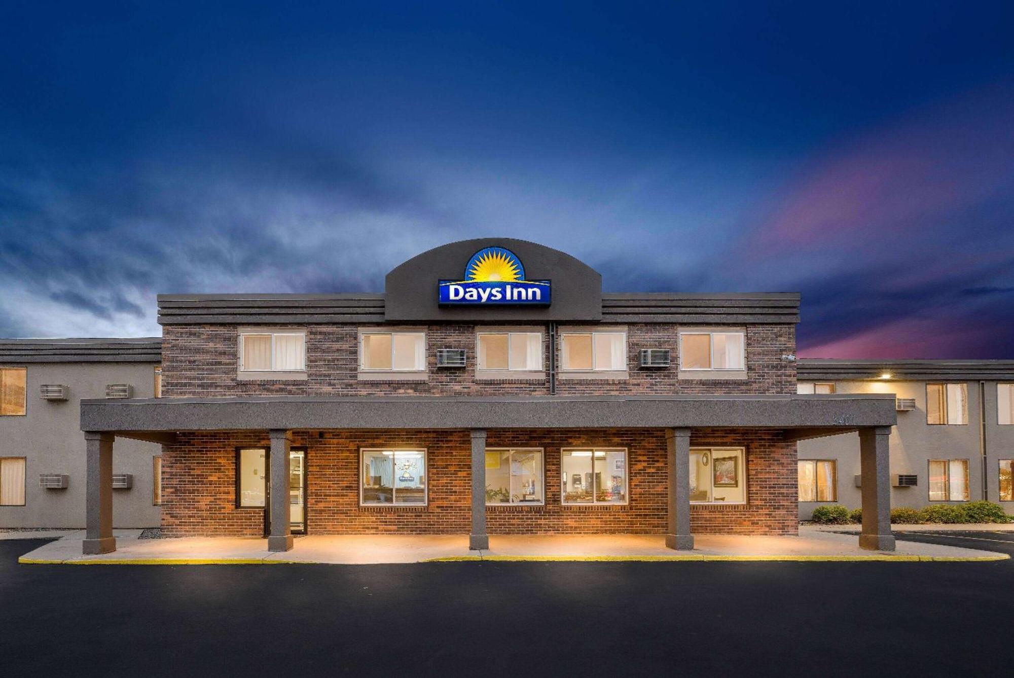 Days Inn By Wyndham Су-Фолс Экстерьер фото